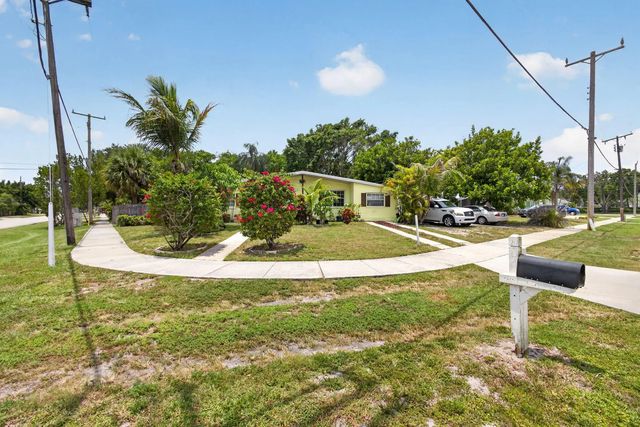 3 of 38 - 1220 Cherokee Street, Jupiter, FL