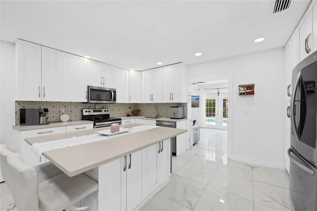 5 of 25 - 4010 Coral Springs Drive, Coral Springs, FL