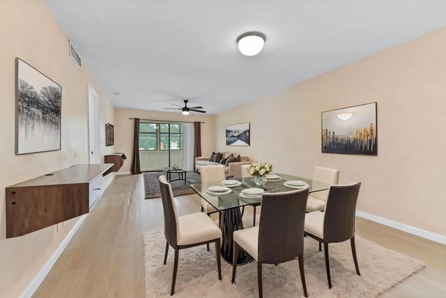 126 Sparrow Drive #22a, Royal Palm Beach