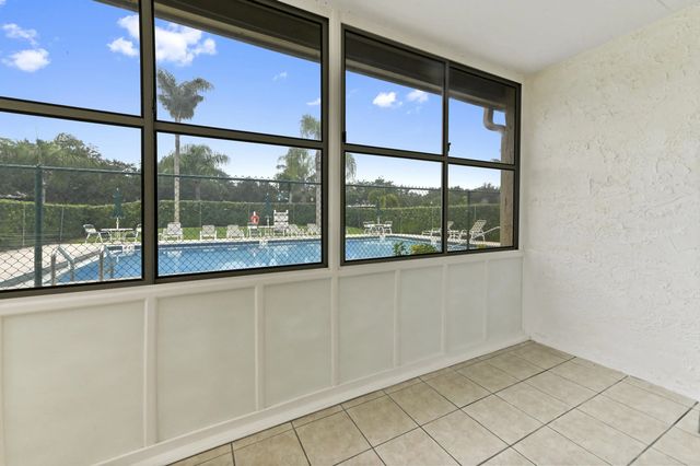 3 of 24 - 126 Sparrow Drive #22a, Royal Palm Beach, FL