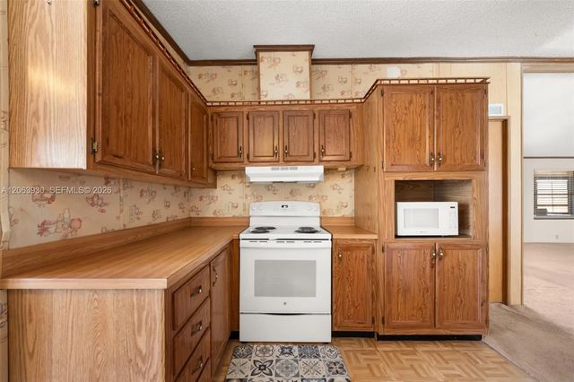 5 of 50 - 4717 Orange Blvdd, Sebring, FL
