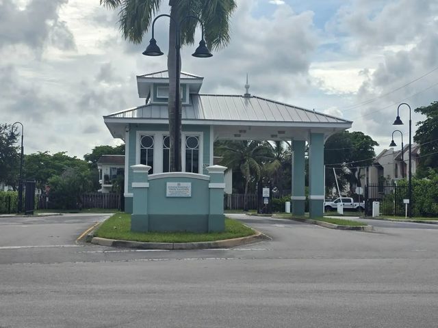 5217 Nw 18th Street #3d, Lauderhill