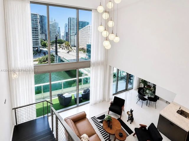 3 of 39 - 200 Biscayne Boulevard Way #503, Miami, FL