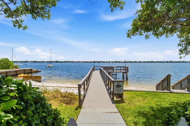 3 of 23 - 5600 N Flagler Drive #2202, West Palm Beach, FL