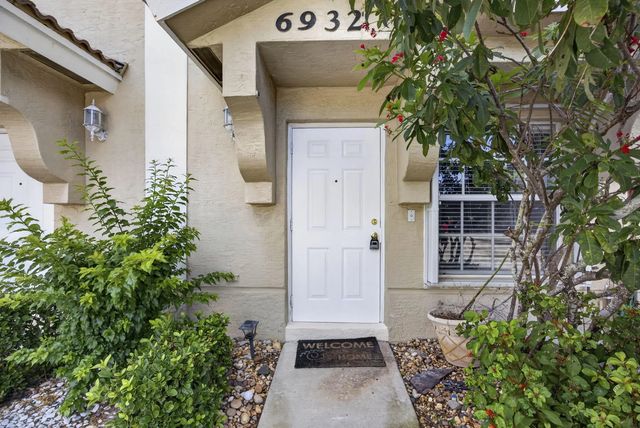 3 of 58 - 6932 Stoney Creek Circle, Lake Worth, FL