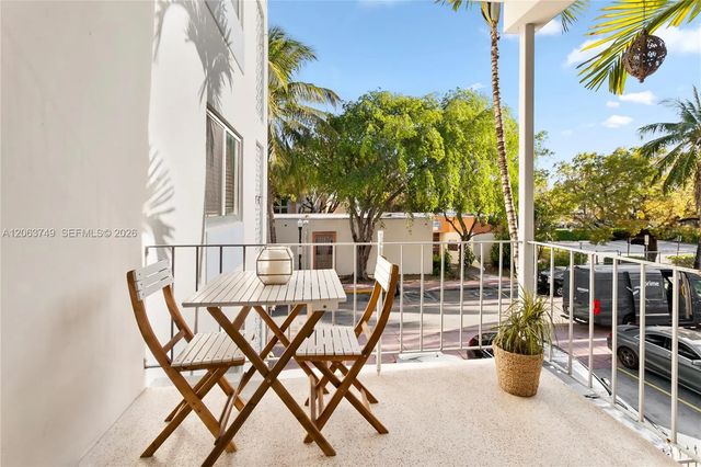 4 of 32 - 641 Espanola Way #24, Miami Beach, FL