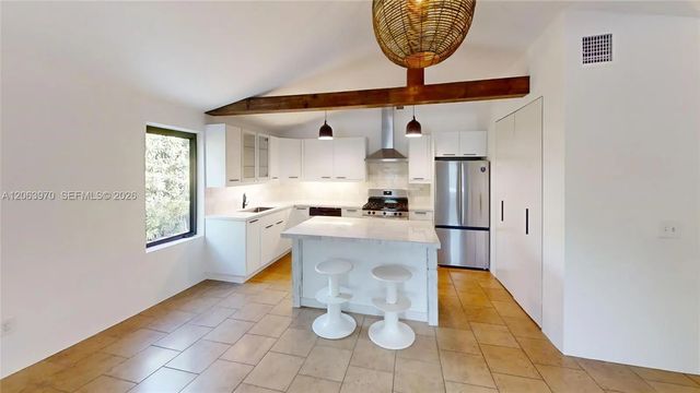 5 of 25 - 1112 Ne 111th Street, Miami, FL