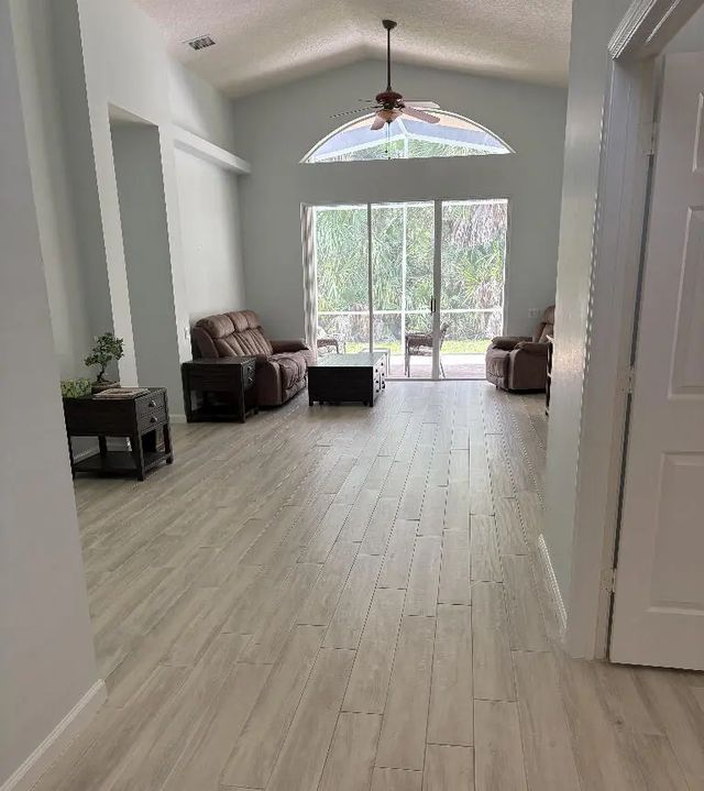2 of 10 - 172 Nw Lawton Road, Port St. Lucie, FL