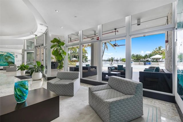 2 of 27 - 1200 West Avenue #1419, Miami Beach, FL