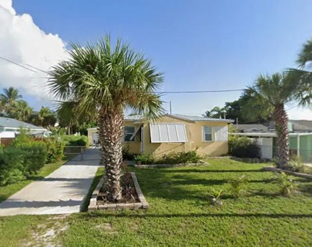 2 of 16 - 1706 St Lucie Court, Fort Pierce, FL