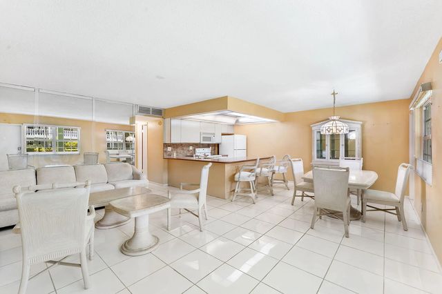 4 of 23 - 5208 Ne 24th Terrace #f124, Fort Lauderdale, FL