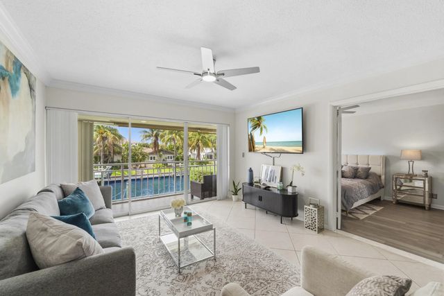 68 Yacht Club Drive #20, North Palm Beach