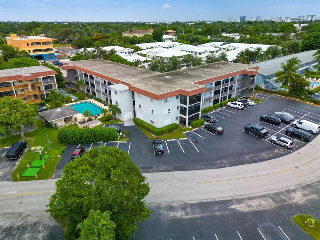 651 Pine Drive #201, Pompano Beach
