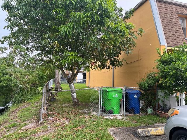 3 of 77 - 5950 Nw 29th Place #109, Sunrise, FL
