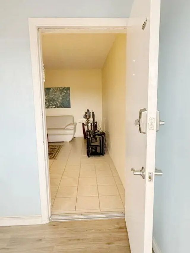 5 of 26 - 5300 Washington Street #w515, Hollywood, FL