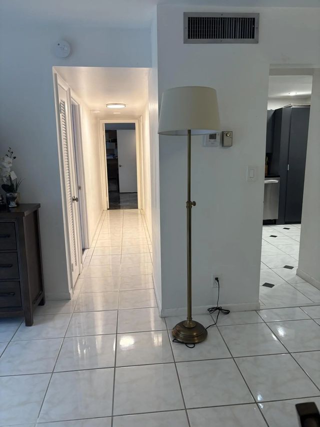3 of 27 - 3113 S Ocean Drive #209, Hallandale Beach, FL