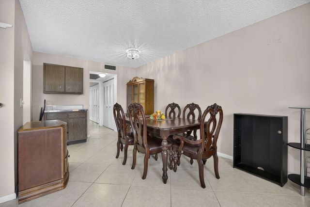 4 of 38 - 456 Southampton C, West Palm Beach, FL