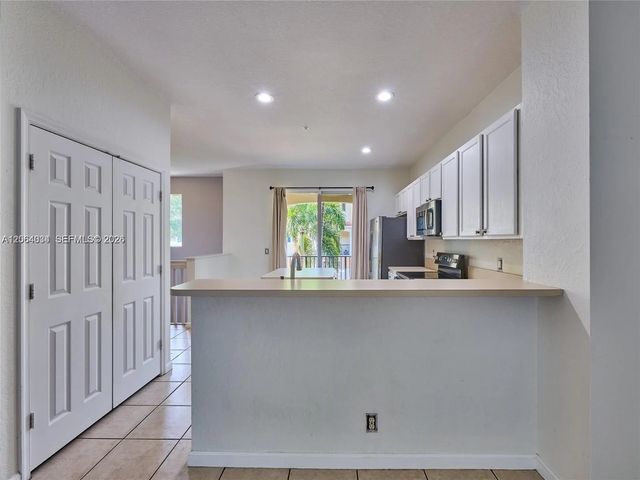 3 of 29 - 3182 N Greenleaf Circle, Boynton Beach, FL
