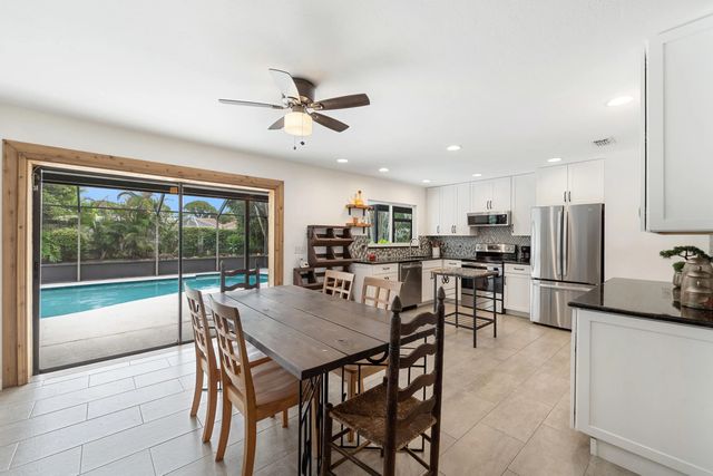 5 of 25 - 253 Sw Cherryhill Road, Port St. Lucie, FL