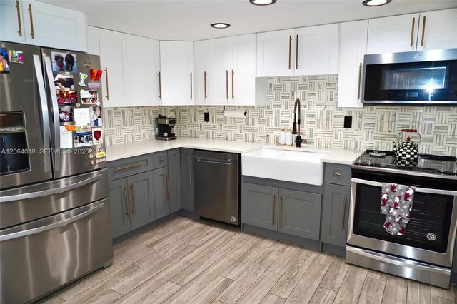 4 of 26 - 541 Nw 98th Avenue, Plantation, FL