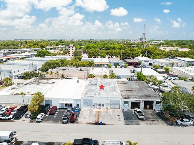 2 of 32 - 231 Sw 5th Court, Pompano Beach, FL