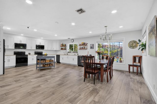 3 of 40 - 9404 Nw 37th Court, Coral Springs, FL