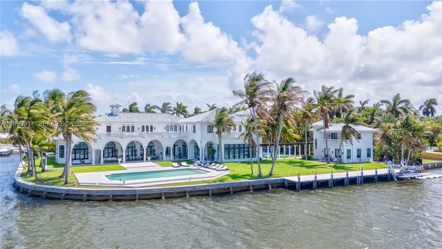 2 of 88 - 900 S Northlake Drive, Hollywood, FL