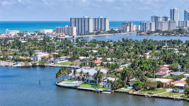 3 of 88 - 900 S Northlake Drive, Hollywood, FL