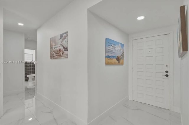 3 of 26 - 11621 Nw 58th Place, Hialeah, FL