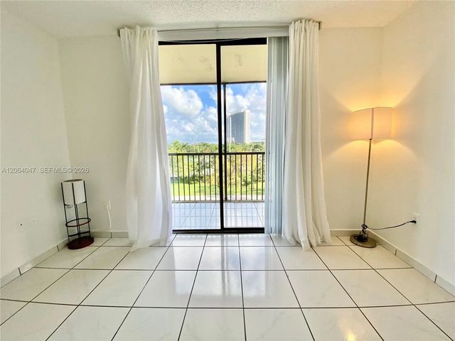 16950 Dixie #a536, North Miami Beach