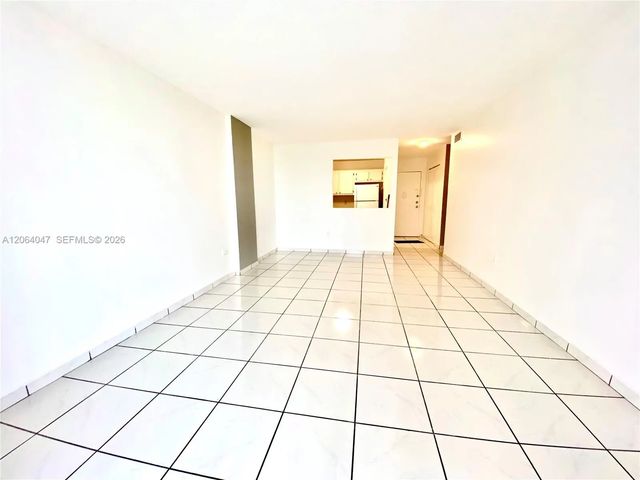3 of 15 - 16950 Dixie #a536, North Miami Beach, FL