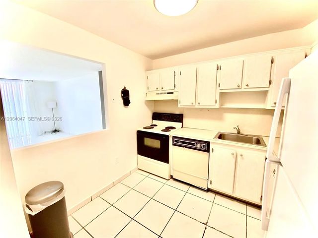 5 of 15 - 16950 Dixie #a536, North Miami Beach, FL