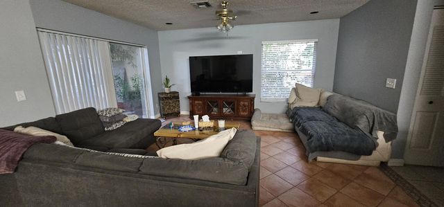2 of 17 - 4810 Mcgill Street, Boynton Beach, FL