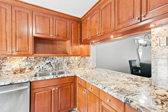 4 of 28 - 1040 Se 4th Avenue #135, Deerfield Beach, FL