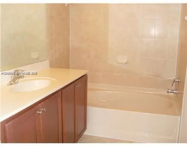 4 of 11 - 11501 Nw 89th Street #105, Doral, FL