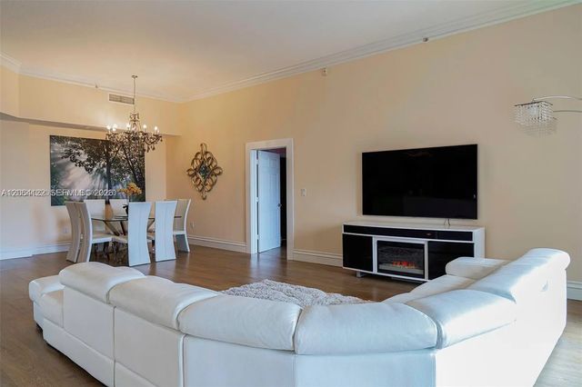 3 of 61 - 3001 Ne 185th Street #710, Aventura, FL