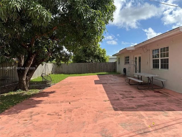 4 of 17 - 10321 Sw 51st Street, Miami, FL