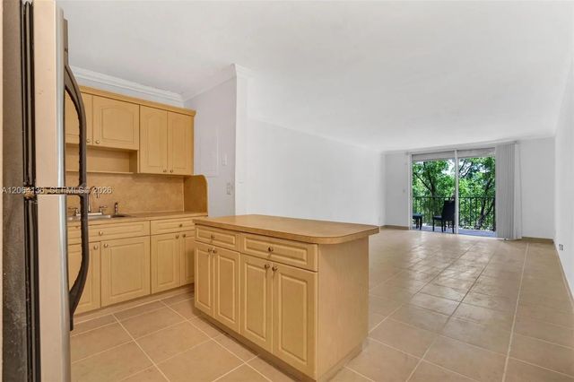 2 of 20 - 1465 Ne 123rd Street #416, North Miami, FL