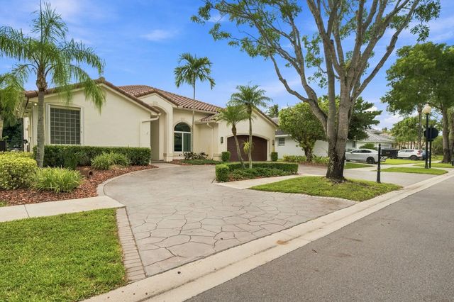 845 Bayside Lane, Weston