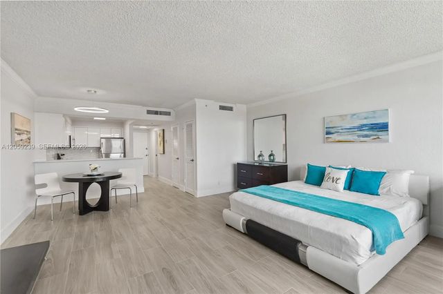 2 of 43 - 2501 S Ocean Drive #1527, Hollywood, FL