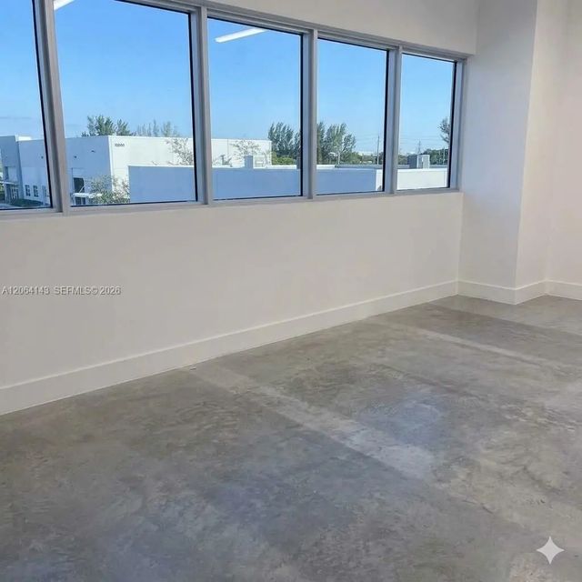 4 of 8 - 10887 Nw 17th Street #212, Sweetwater, FL