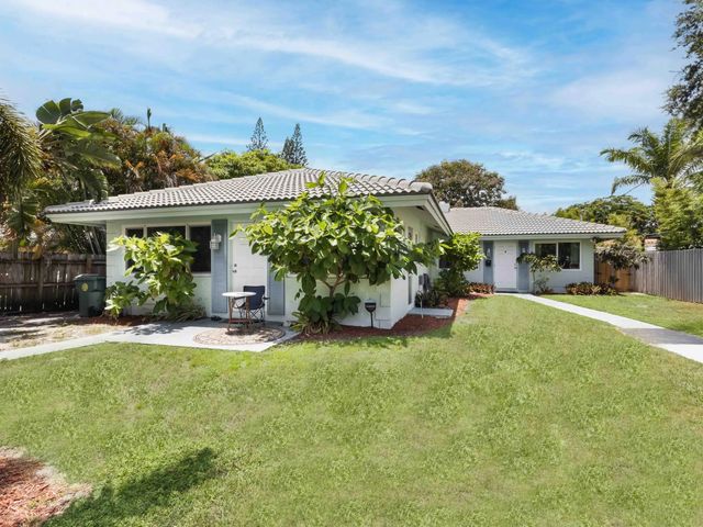 4 of 49 - 1680 Ne 34th Lane, Oakland Park, FL