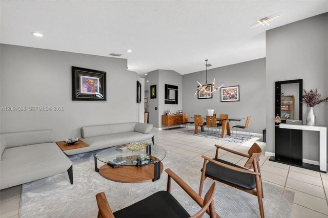 5 of 66 - 1603 E Harmony Lake Circle, Davie, FL