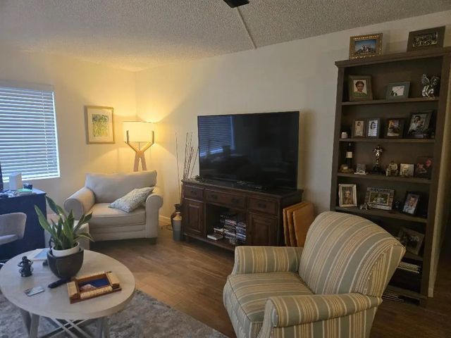 4 of 19 - 659 W Oakland Park Boulevard #108c, Oakland Park, FL