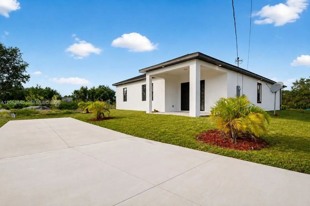 4 of 25 - 2513 69th, Lehigh Acres, FL
