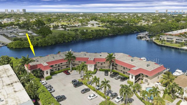 2 of 48 - 711 Hummingbird Way #201, North Palm Beach, FL