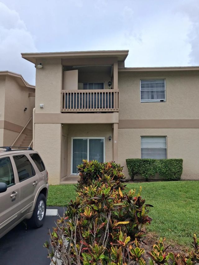 1822 Abbey Road #108, West Palm Beach