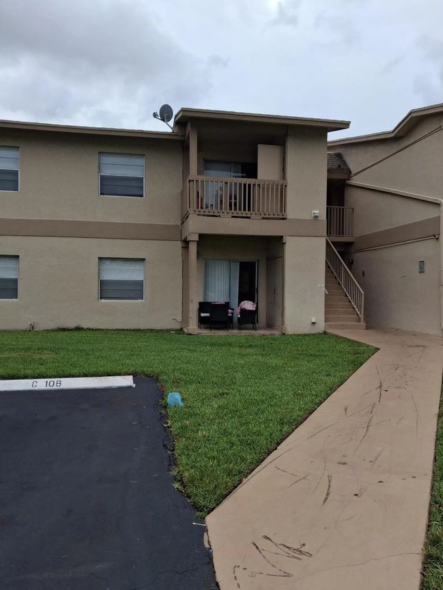 1798 Abbey Road #105, West Palm Beach