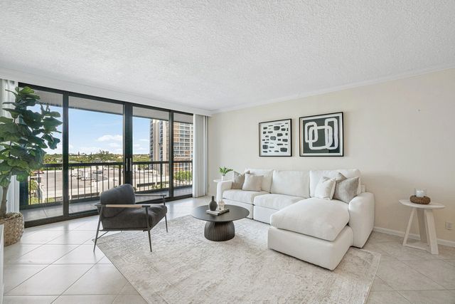 5 of 43 - 4748 S Ocean Boulevard S #702, Highland Beach, FL