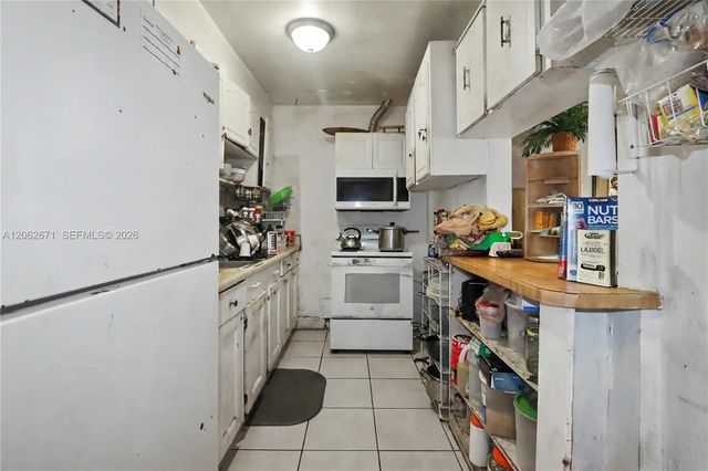 5 of 20 - 1155 Ne 136th Street, North Miami, FL